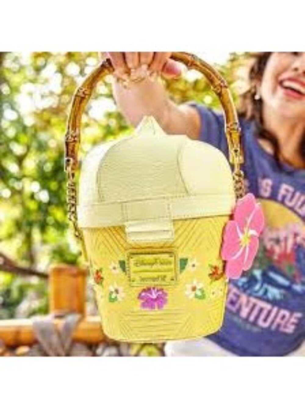Disney Parks Loungefly Dole Whip Bag With Bamboo Handle Tropical Design